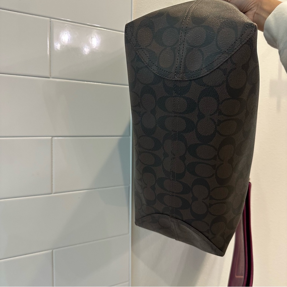 Coach Reversible City Tote In Signature Canvas  Dark Brown and Magenta - Picture 8 of 16